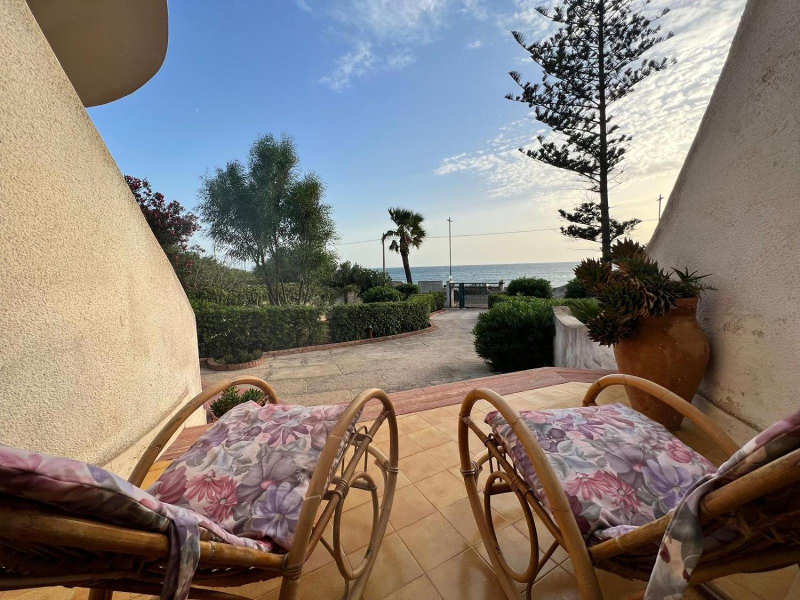 {Beach-House } Villa Mare Fuori Мазара-дель-Валло Экстерьер фото