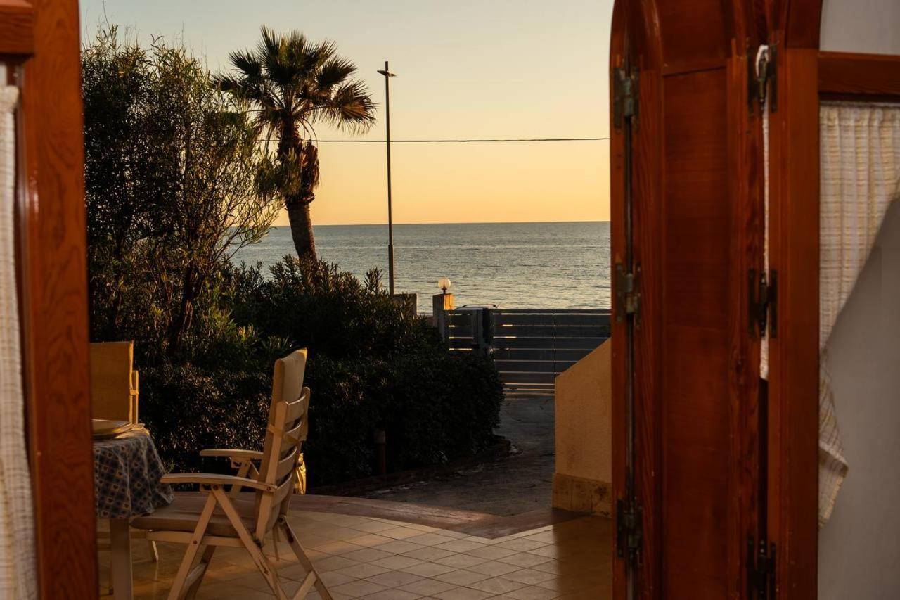 {Beach-House } Villa Mare Fuori Мазара-дель-Валло Экстерьер фото