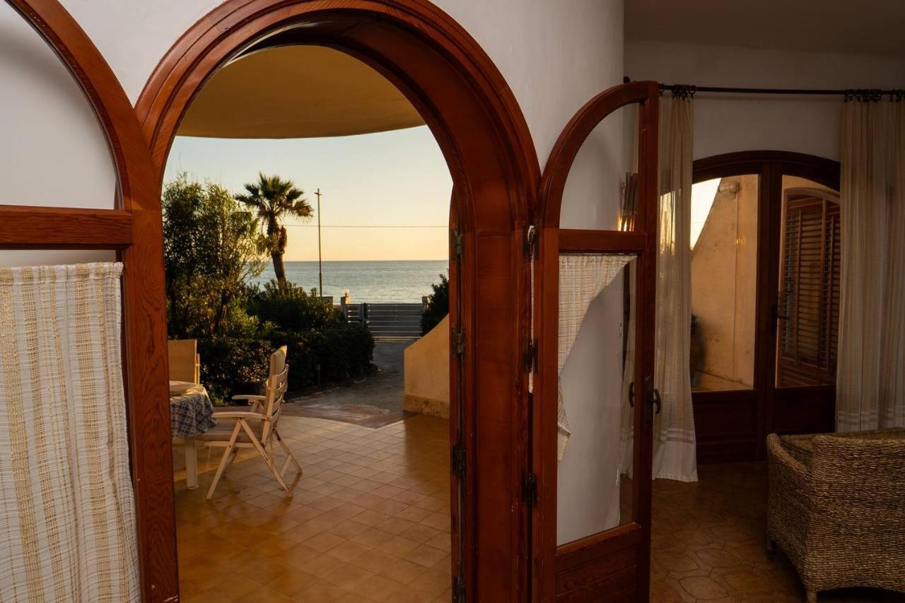 {Beach-House } Villa Mare Fuori Мазара-дель-Валло Экстерьер фото