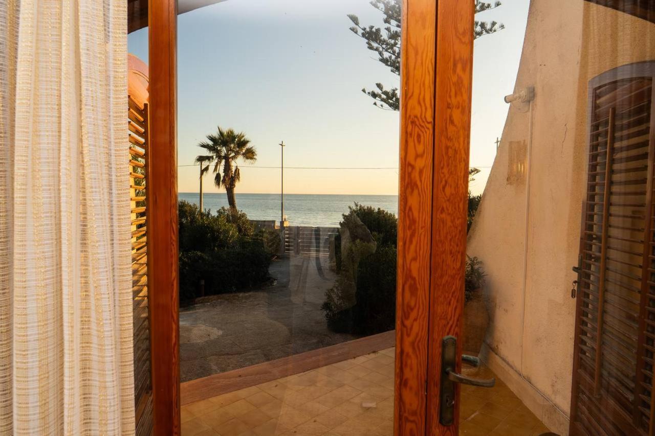 {Beach-House } Villa Mare Fuori Мазара-дель-Валло Экстерьер фото
