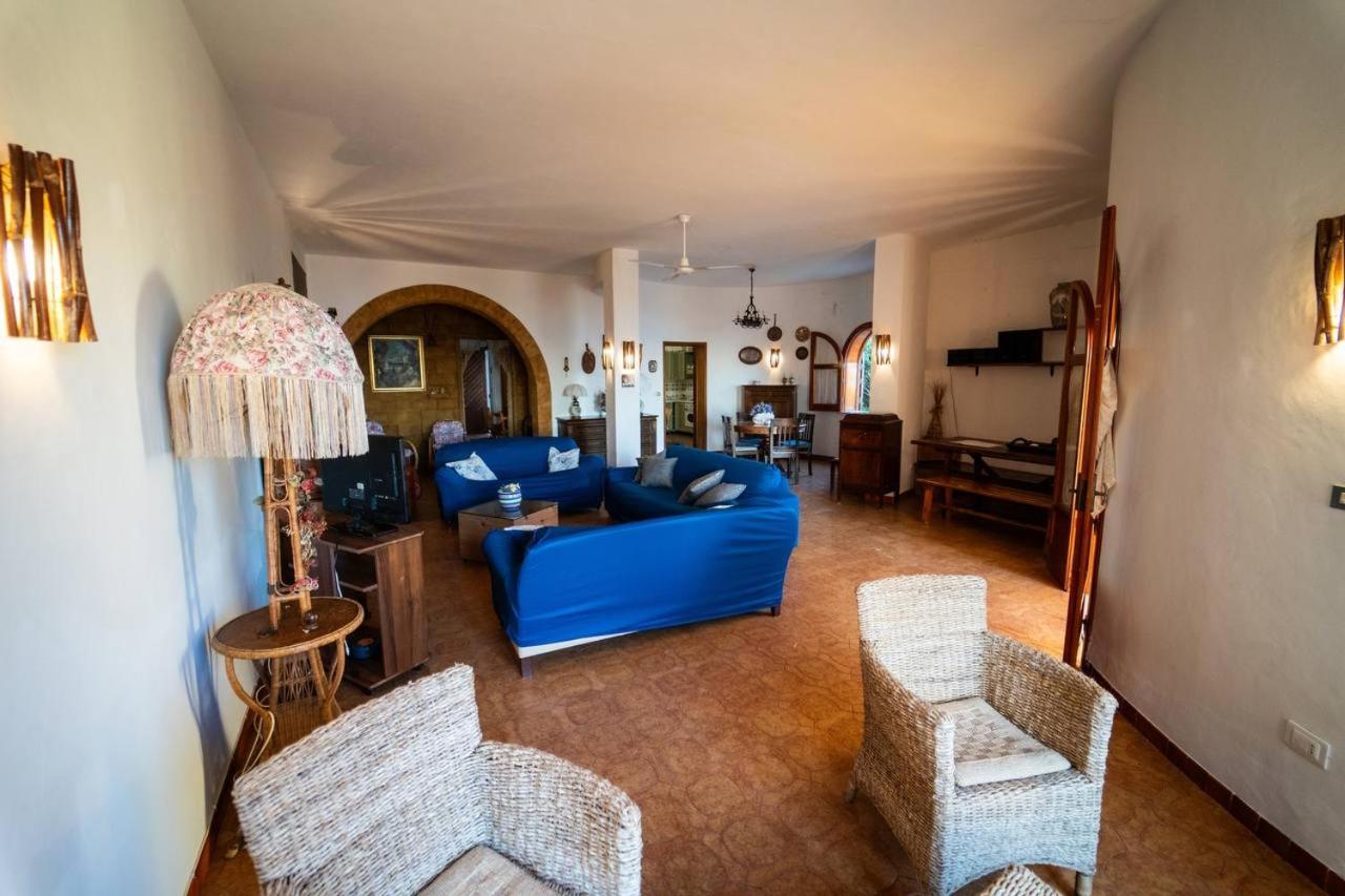 {Beach-House } Villa Mare Fuori Мазара-дель-Валло Экстерьер фото