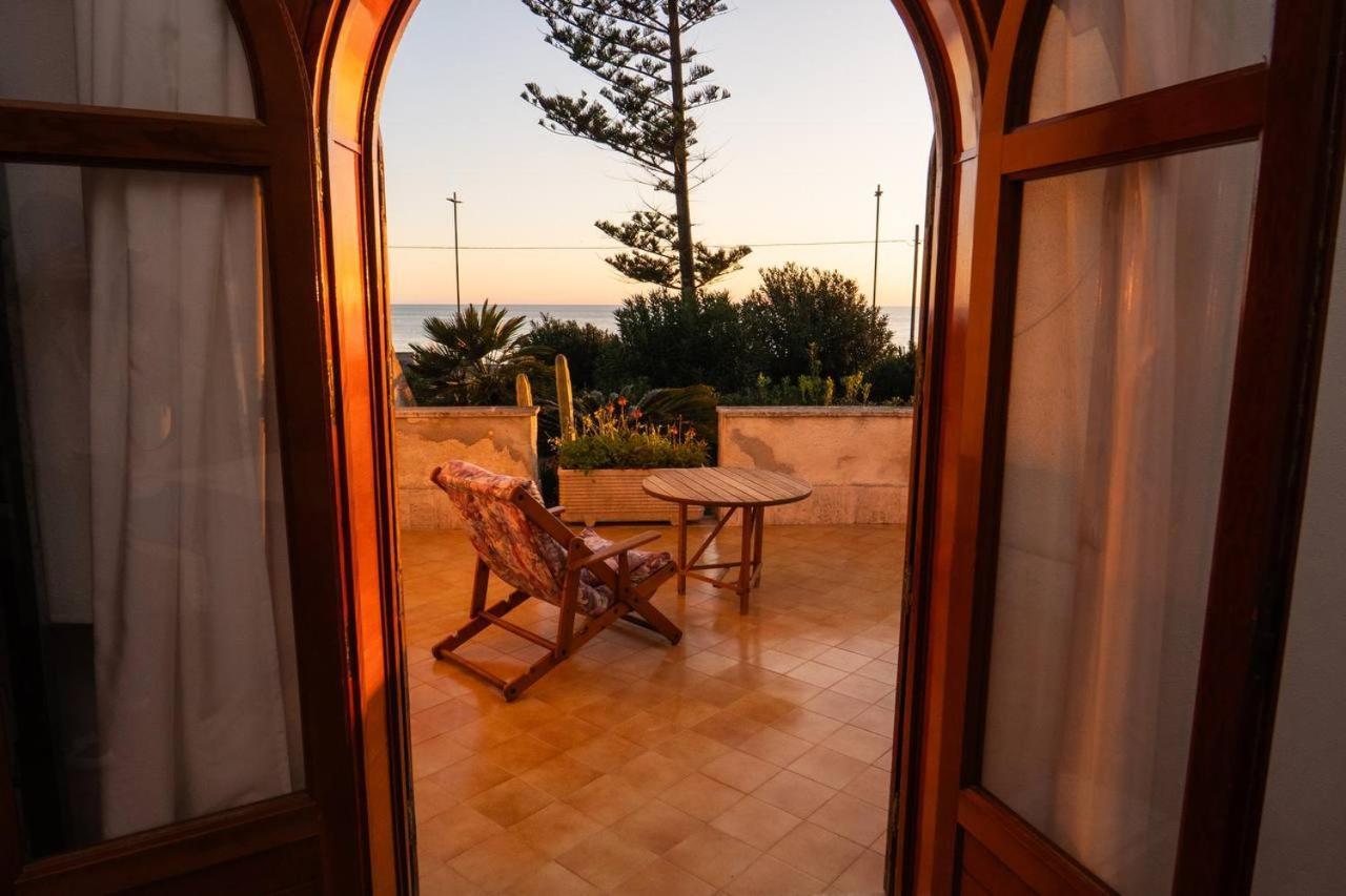 {Beach-House } Villa Mare Fuori Мазара-дель-Валло Экстерьер фото