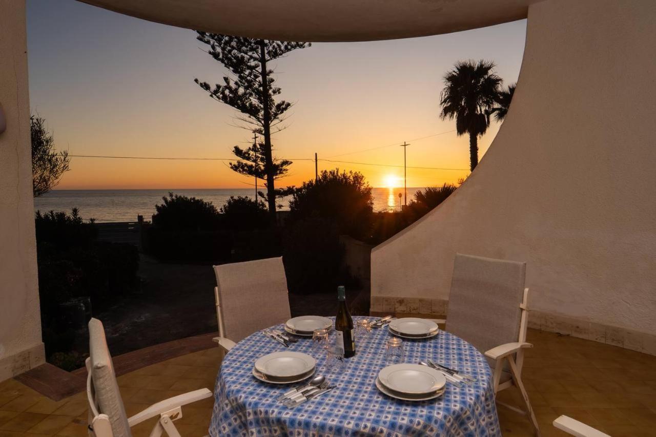 {Beach-House } Villa Mare Fuori Мазара-дель-Валло Экстерьер фото